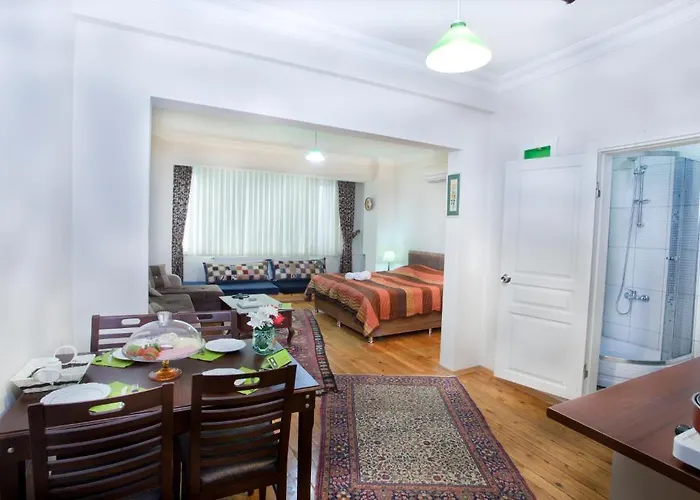 Ist House Apartmanhotel