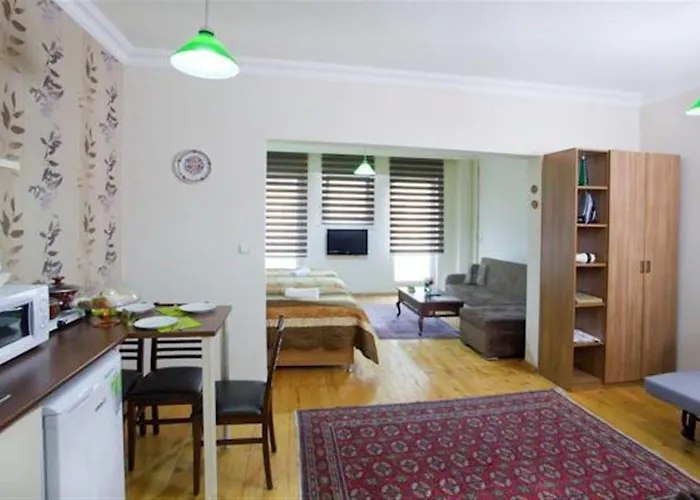 Ist House Apartmanhotel 3*