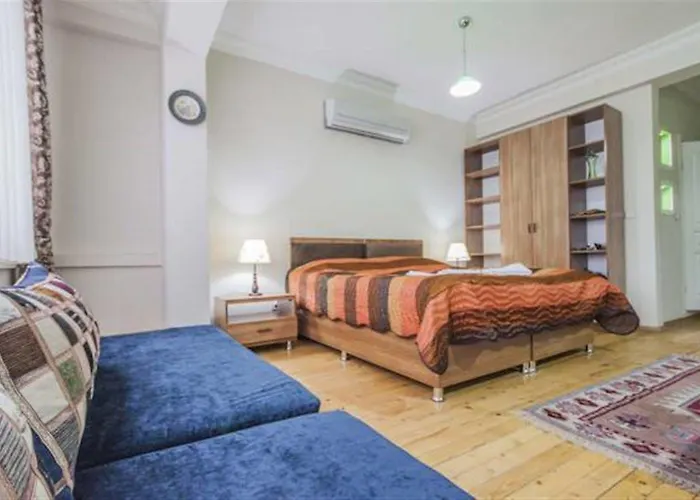 Apartmanhotel Ist House 3*