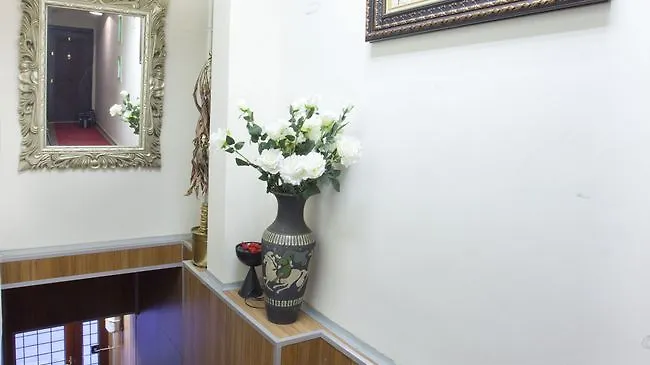 Ist House Aparthotel 3*