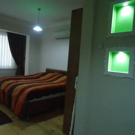 Ist House